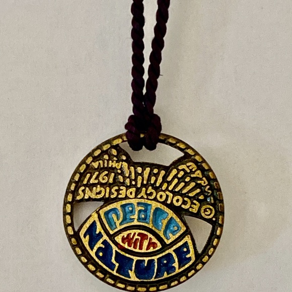 Vintage Ecology Designs Peace with Nature Necklace - Picture 8 of 9